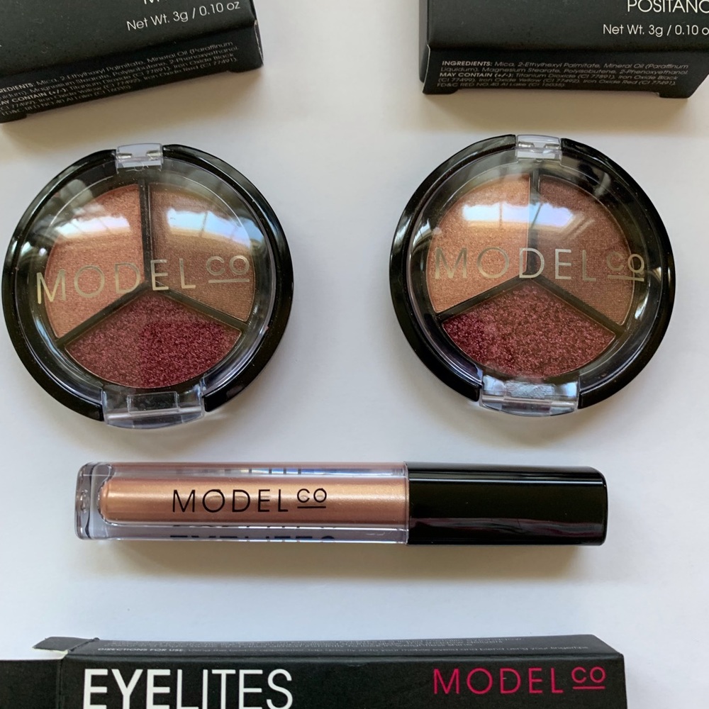 Lot Of Model Co Eye Shadows.